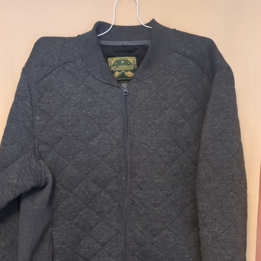 Anchorage Expedition Brand Full Zip Quilted Poly/Cotton Blend Gray Jacket Size M